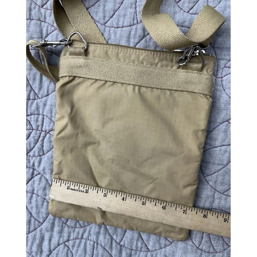 LeSportsac Kasey Crossbody Bag Beige 3 Zip Pockets / Women's Small